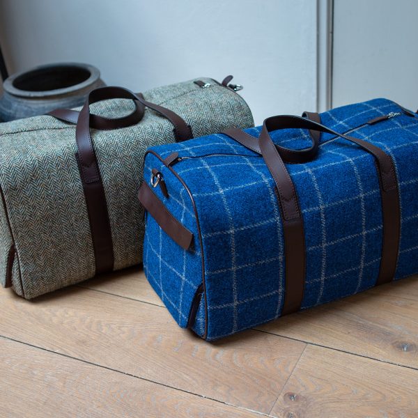 Travelteq tassen gemaakt met tweed via Carnet