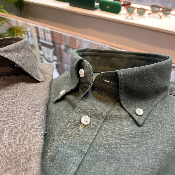 Groen en zwart denim hemd