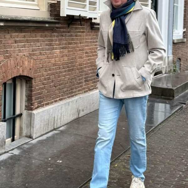 Beige Urban in een ribcord met steekzakken